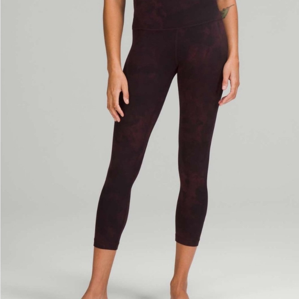Lululemon RARE Align High-Rise Crop 23" (DiamondDye Cassis Black) Size 0